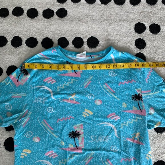 The Urban Heritage Festival 80s Style Surf T-Shirt Short Sleeve Tee - Picture 6 of 8